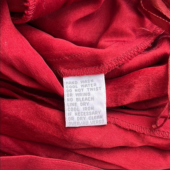 Liz Claiborne Red Silk Button-Down Skirt | S - Picture 5 of 5